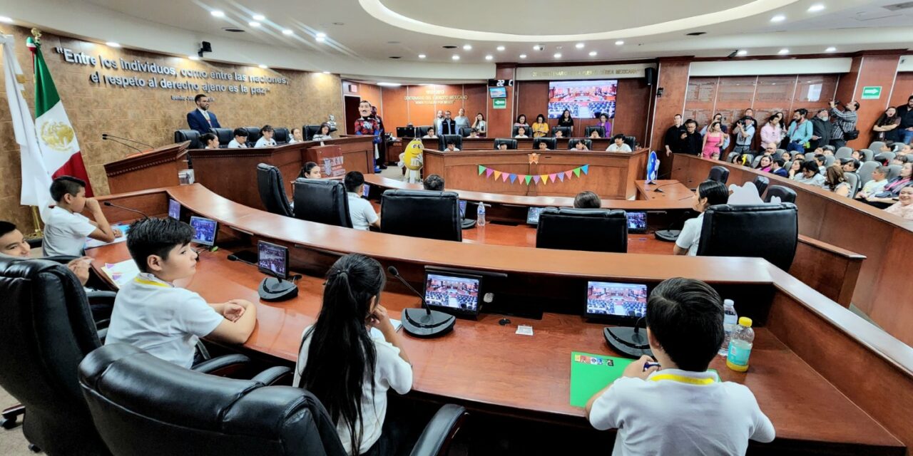 LLEGAN LOS PEQUEÑOS AL CONGRESO DE BAJA CALIFORNIA