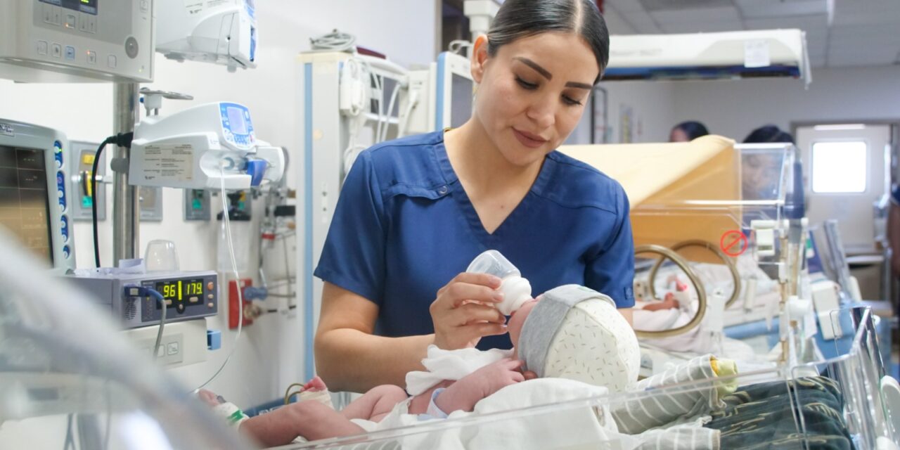 TRABAJAN CERCA DE 8 MIL PROFESIONALES DE LA SALUD EN BC