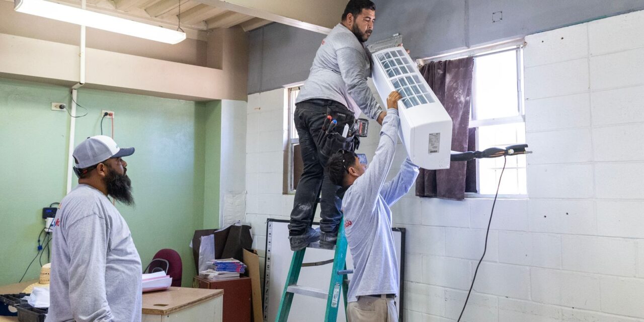 1,070 EQUIPOS DE REFRIGERACIÓN PARA PLANTELES EDUCATIVOS EN MEXICALI, VALLE Y SAN FELIPE