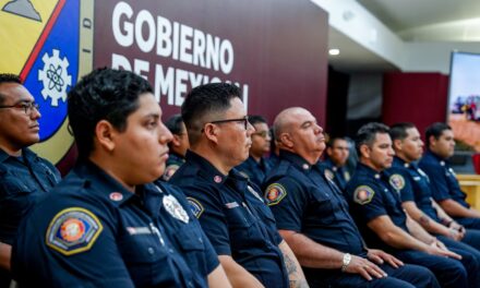 RECONOCEN A BOMBEROS CACHANILLAS POR SU APOYO A TECATE
