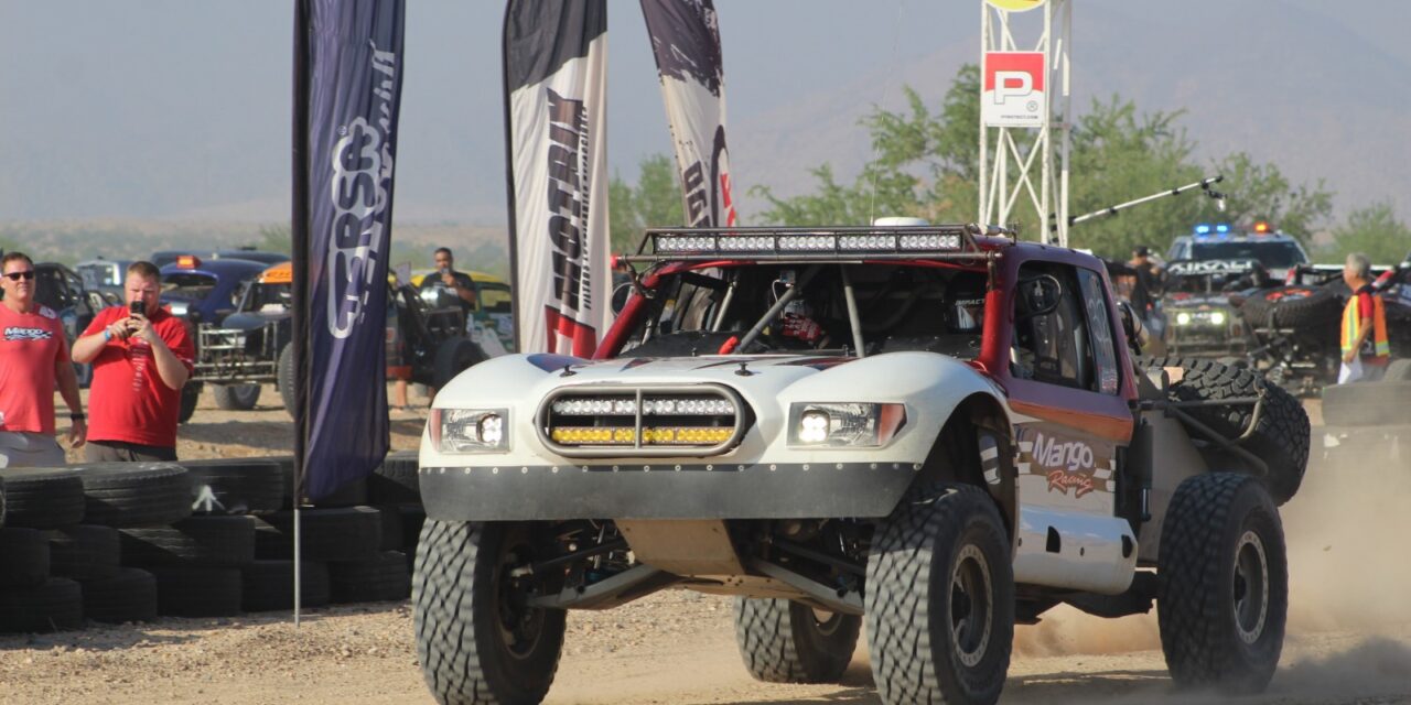 SOBRESALE SAMUEL SOTO EN CARRERA MEX-LOG 300