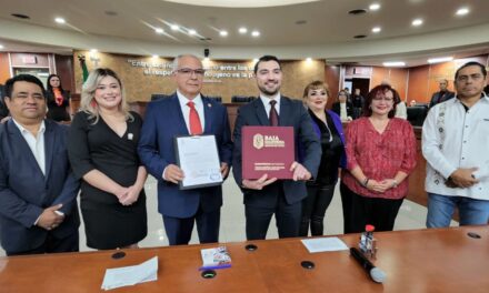 ENTREGAN CUARTO INFORME DE GOBIERNO A CONGRESO DEL ESTADO DE BAJA CALIFORNIA