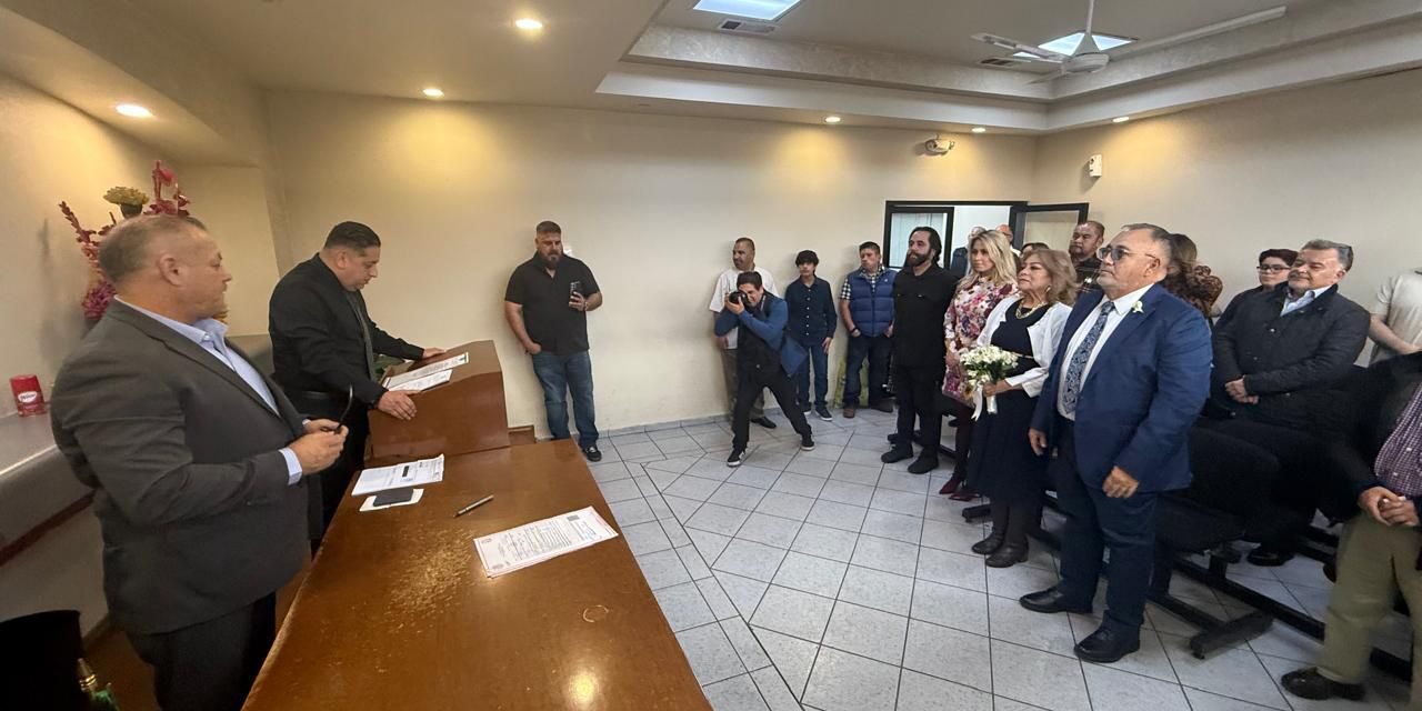 ÚLTIMA BODA EN EL REGISTRO CIVIL DE CENTRO CÍVICO EN MEXICALI