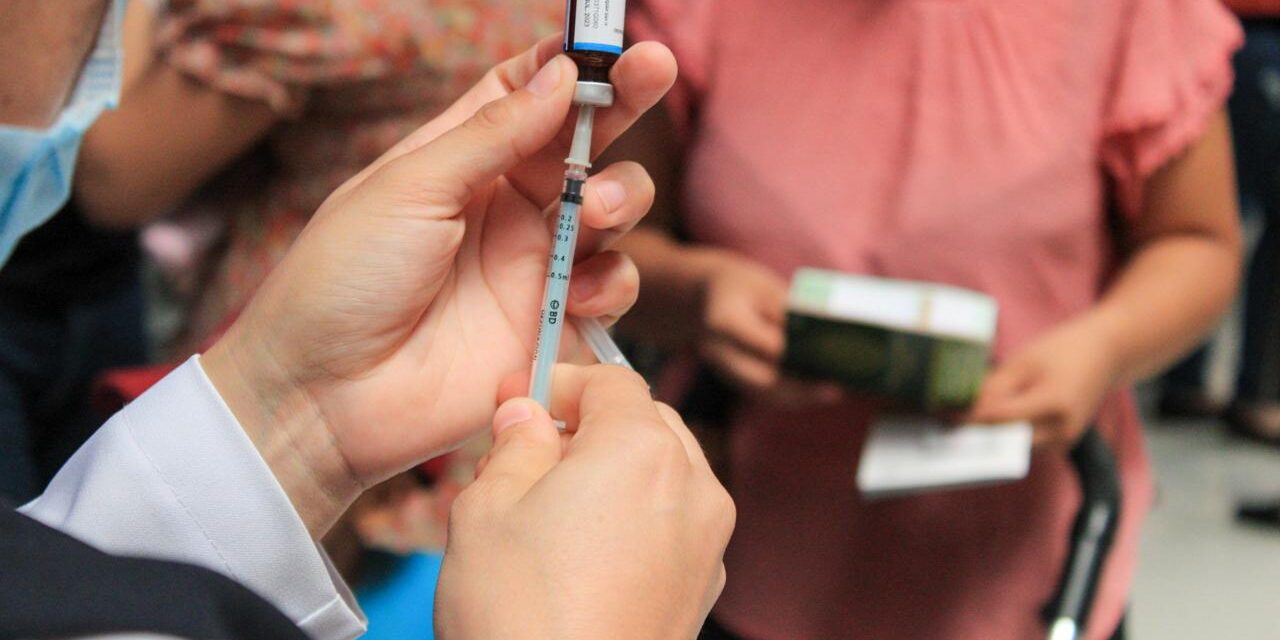 QUIÉNES DEBEN VACUNARSE CONTRA EL SARAMPIÓN