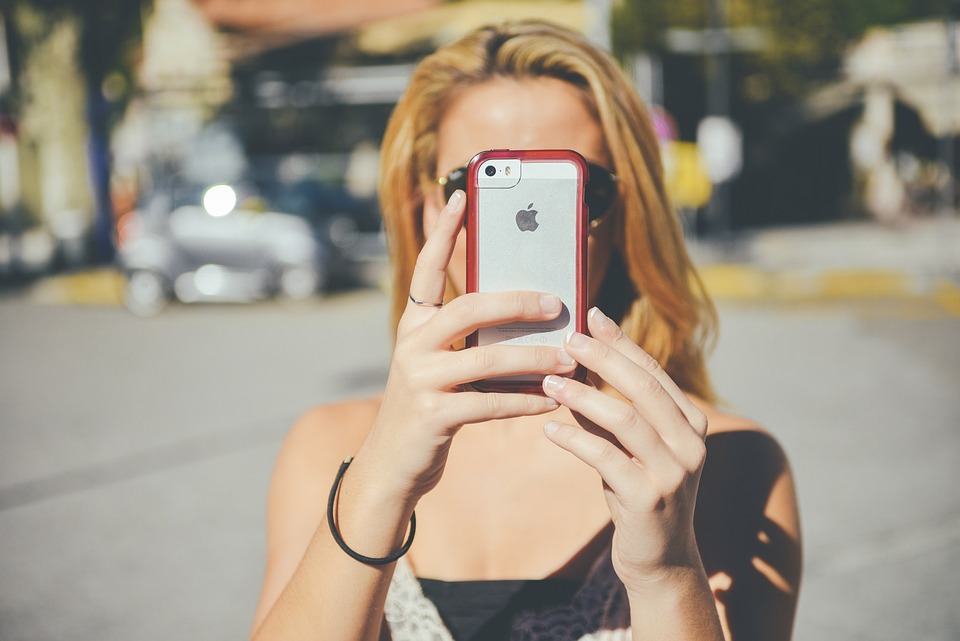 EL AMOR EN LOS TIEMPOS DE LAS REDES SOCIALES