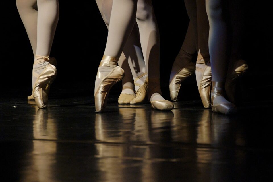 NUTRIDA AGENDA DE ACTIVIDADES PARA CELEBRAR LA DANZA Y EL JAZZ