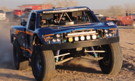 BRILLA SAMUEL SOTO EN LA NIGHT RACE DE CODE