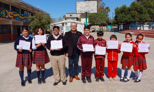 RECONOCEN A GANADORES DEL CUARTO CONCURSO DE REDACCIÓN 2026 EN PLAYAS DE ROSARITO 