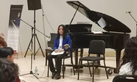 PRESENTA SU PRIMERA SINFONÍA EN DO MENOR A LOS 11 AÑOS