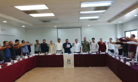 INSTALAN EL COMITÉ DE PLAYAS LIMPIAS EN SAN FELIPE