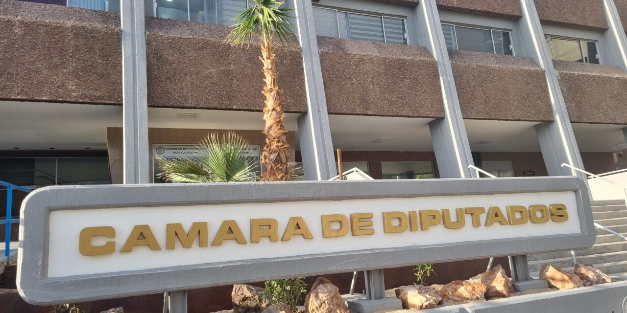AVALAN REFORMAS A LA CONSTITUCIÓN DE BAJA CALIFORNIA 