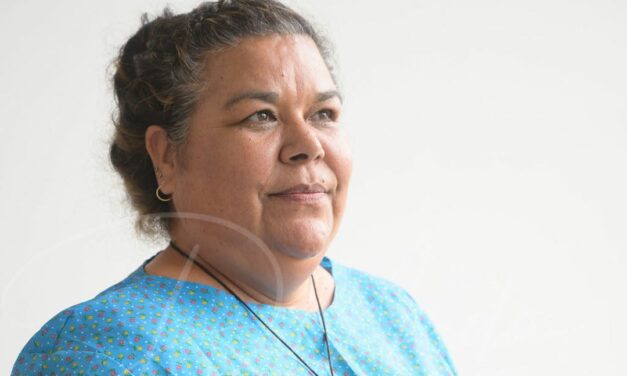 ORGULLOSA DE SUS RAÍCES KILIWA